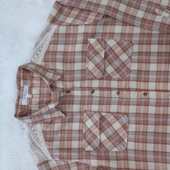 EDEN & OLIVIA LONG SLEEVE T-SHIRT. - Picture 4 of 17